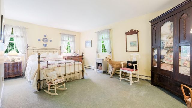 17 STRINGER DR, Doylestown, PA 18901