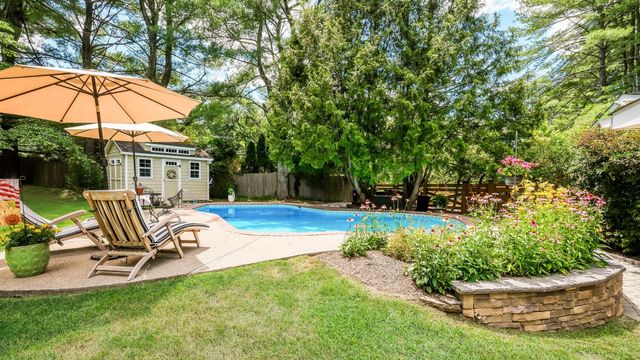 17 STRINGER DR, Doylestown, PA 18901