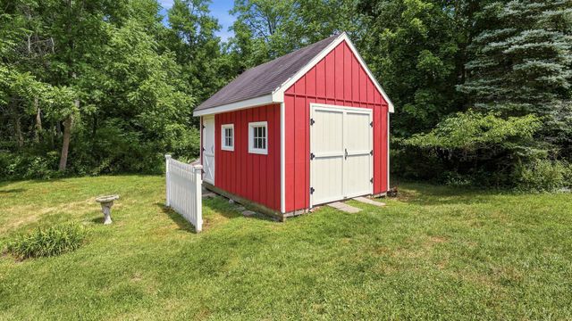 17 STRINGER DR, Doylestown, PA 18901