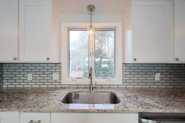 7 Loon Lane, West Yarmouth, MA 02673