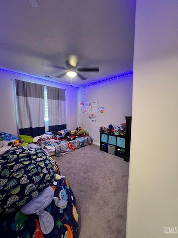 9103 Midnight Creek Way, Bakersfield, CA 93311