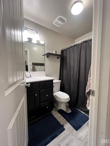 9103 Midnight Creek Way, Bakersfield, CA 93311