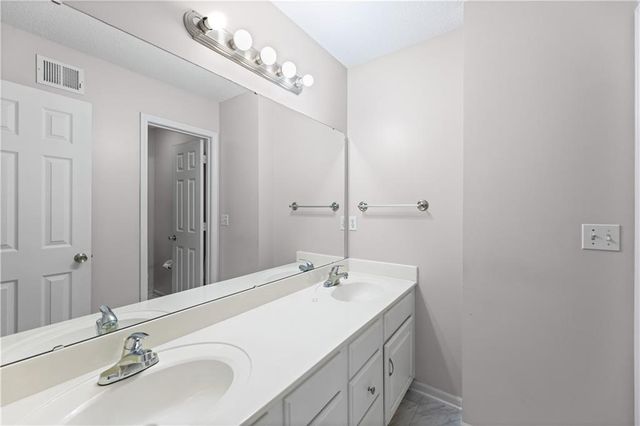 15347 W 149th Terrace, Olathe, KS 66062