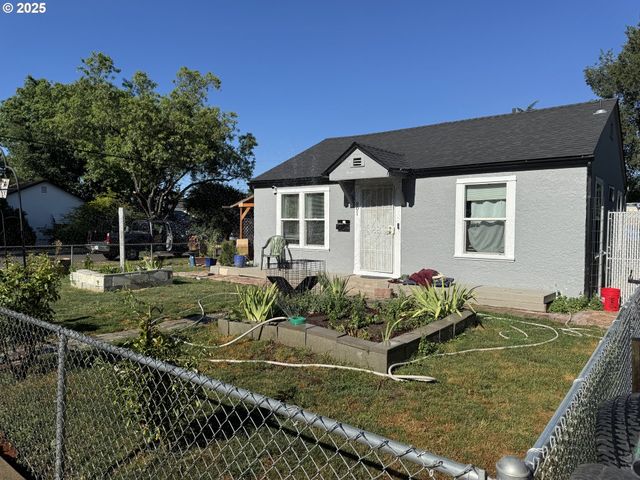 801 GRANT Ave, Medford, OR 97501