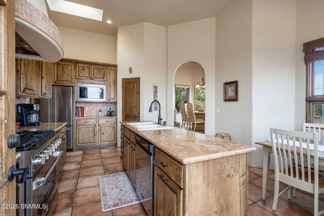 7878 Lion Den Canyon Way, Las Cruces, NM 88011