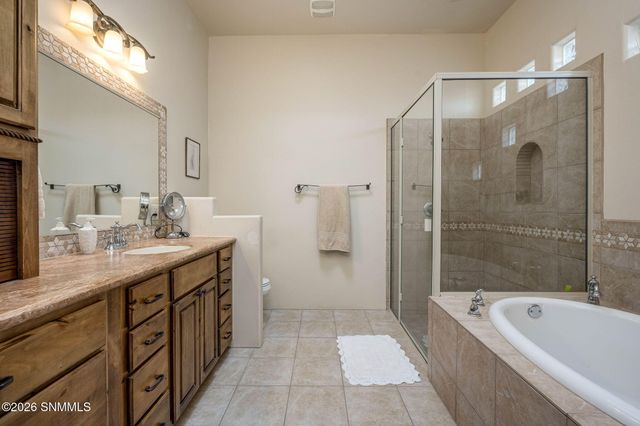7878 Lion Den Canyon Way, Las Cruces, NM 88011
