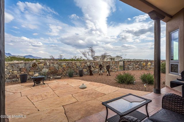 7878 Lion Den Canyon Way, Las Cruces, NM 88011