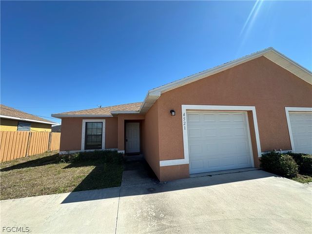 4521 SW 9th AVE, Cape Coral, FL 33914
