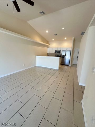 4521 SW 9th AVE, Cape Coral, FL 33914