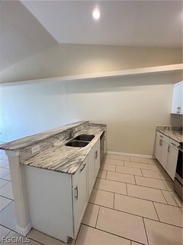 4521 SW 9th AVE, Cape Coral, FL 33914