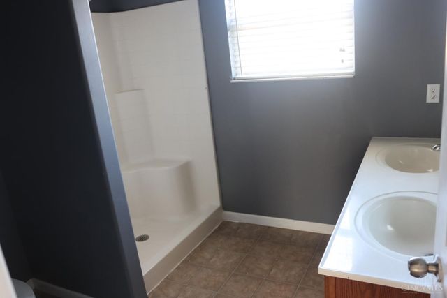 610 Princeton Drive, Trenton, OH 45067