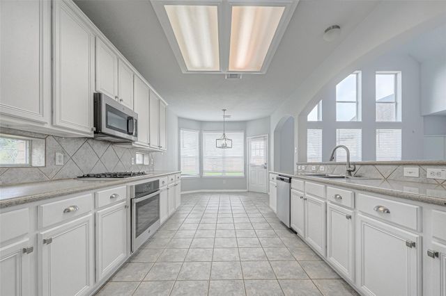 9519 Stone Terrace Court, Houston, TX 77089