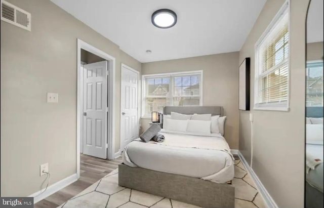 4719 25TH ST N, Arlington, VA 22207