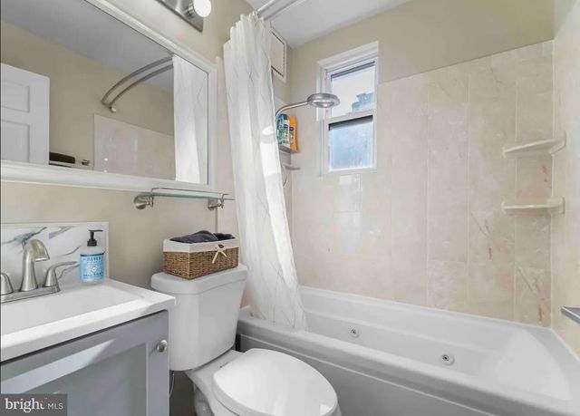 4719 25TH ST N, Arlington, VA 22207