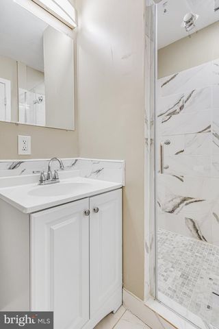 4719 25TH ST N, Arlington, VA 22207