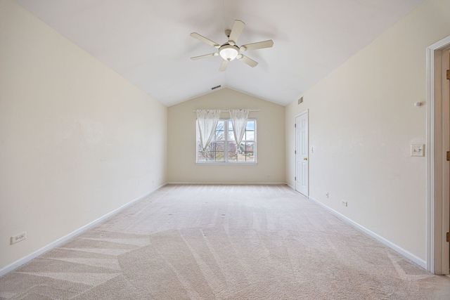 2556 Camberley Circle 2-813, Westchester, IL 60154