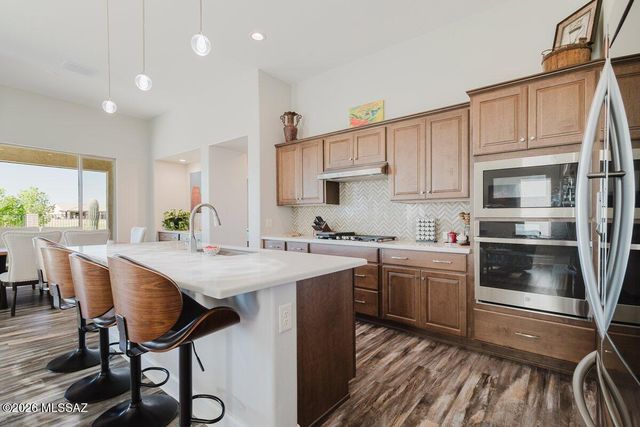 2484 E Copper Valley Way, Green Valley, AZ 85614