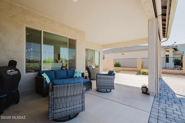 2484 E Copper Valley Way, Green Valley, AZ 85614