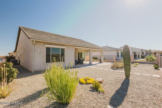 2484 E Copper Valley Way, Green Valley, AZ 85614