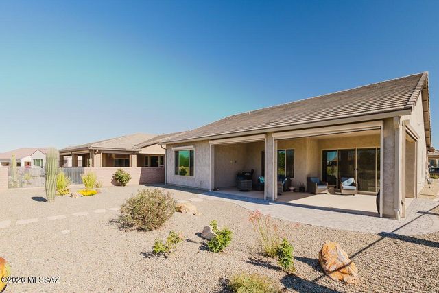 2484 E Copper Valley Way, Green Valley, AZ 85614