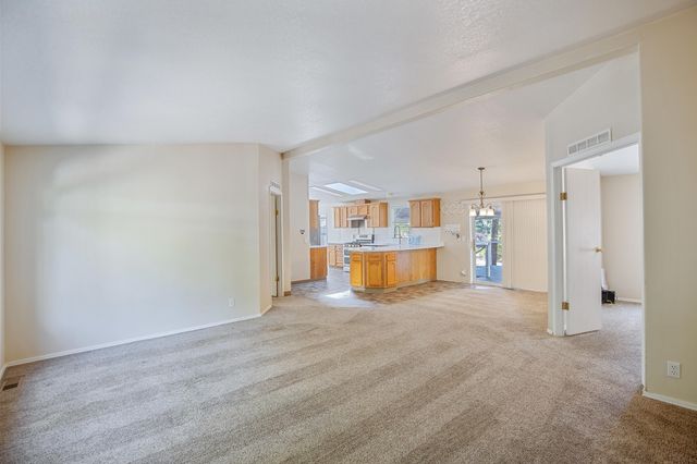 5648 Foothill Boulevard 31, Grants Pass, OR 97526