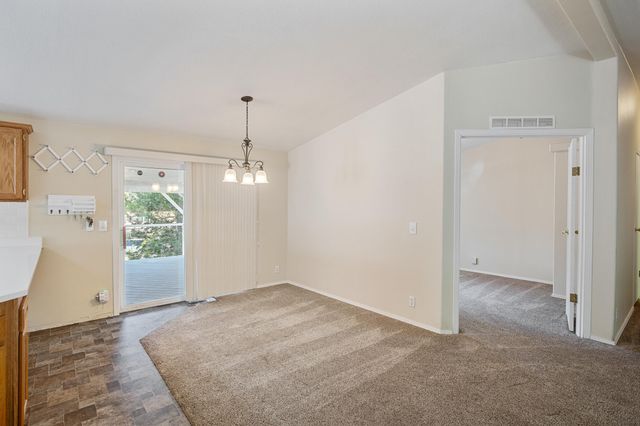 5648 Foothill Boulevard 31, Grants Pass, OR 97526