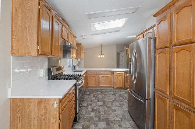 5648 Foothill Boulevard 31, Grants Pass, OR 97526