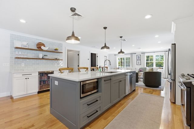 119 Salem Street 119, Reading, MA 01867