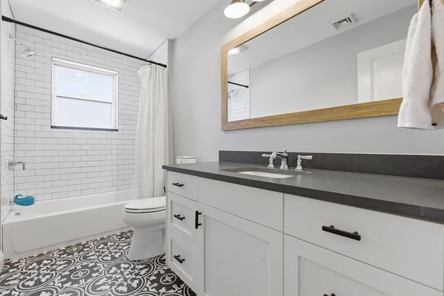 119 Salem Street 119, Reading, MA 01867
