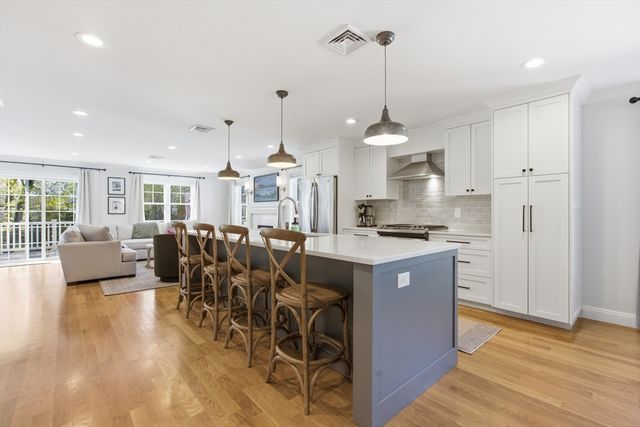 119 Salem Street 119, Reading, MA 01867
