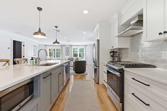 119 Salem Street 119, Reading, MA 01867