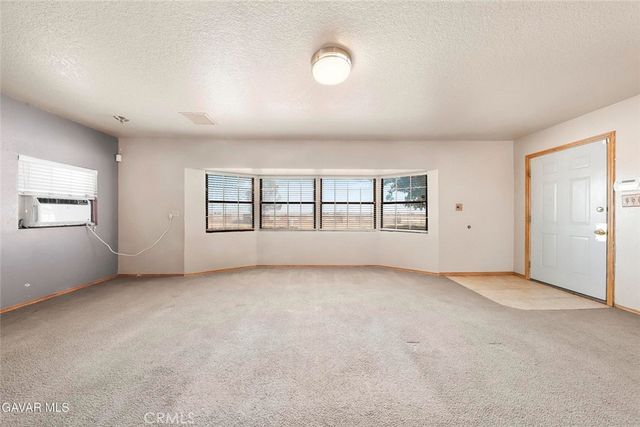 4636 E Avenue H, Lancaster, CA 93535