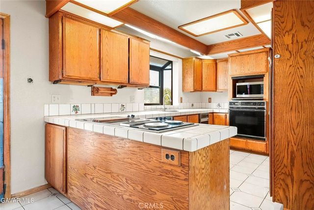 4636 E Avenue H, Lancaster, CA 93535