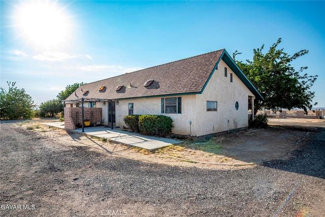 4636 E Avenue H, Lancaster, CA 93535