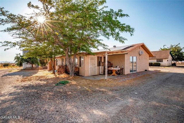 4636 E Avenue H, Lancaster, CA 93535
