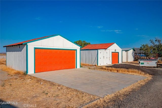 4636 E Avenue H, Lancaster, CA 93535