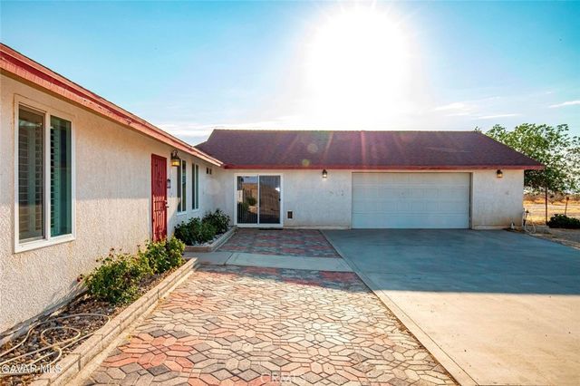 4636 E Avenue H, Lancaster, CA 93535