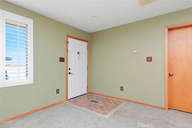 4636 E Avenue H, Lancaster, CA 93535