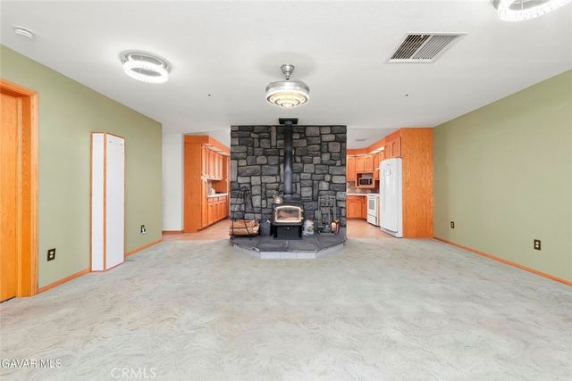 4636 E Avenue H, Lancaster, CA 93535