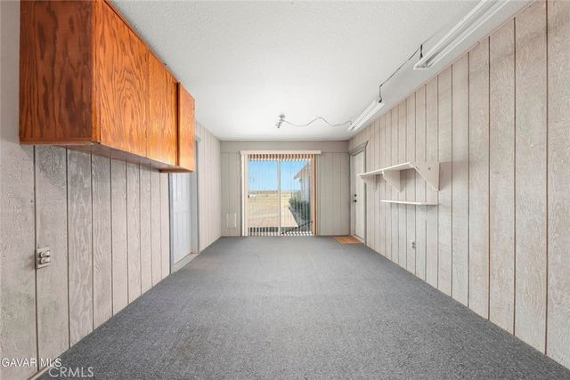 4636 E Avenue H, Lancaster, CA 93535