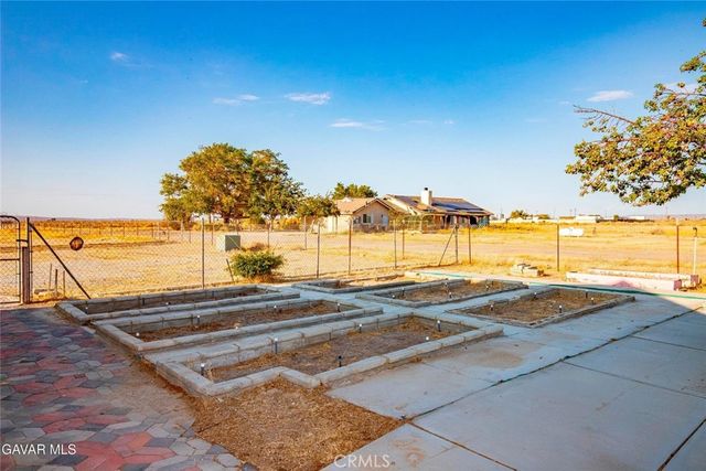 4636 E Avenue H, Lancaster, CA 93535