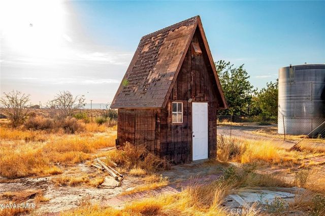 4636 E Avenue H, Lancaster, CA 93535