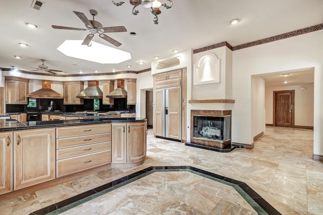 7012 RIO GRANDE Boulevard NW, Los Ranchos, NM 87107