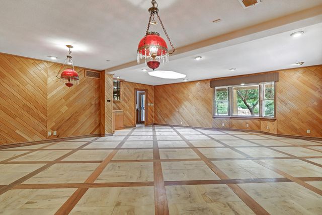 7012 RIO GRANDE Boulevard NW, Los Ranchos, NM 87107