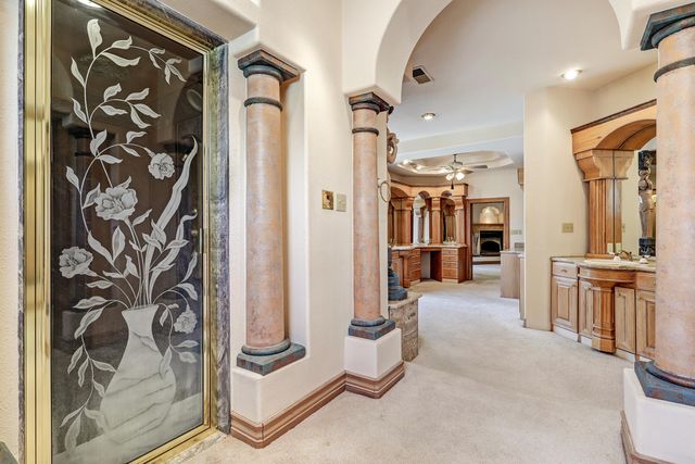 7012 RIO GRANDE Boulevard NW, Los Ranchos, NM 87107