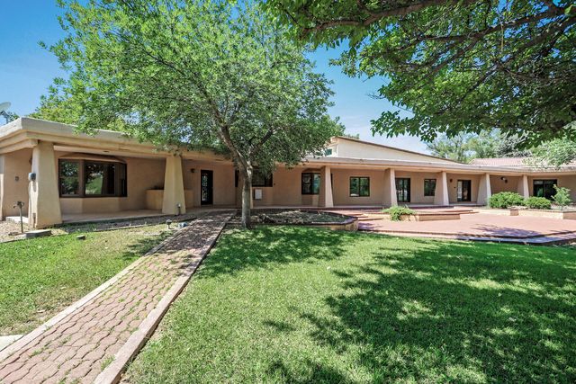 7012 RIO GRANDE Boulevard NW, Los Ranchos, NM 87107