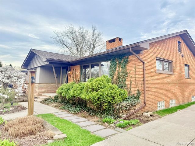 3915 Parkview Drive, Royal Oak, MI 48073