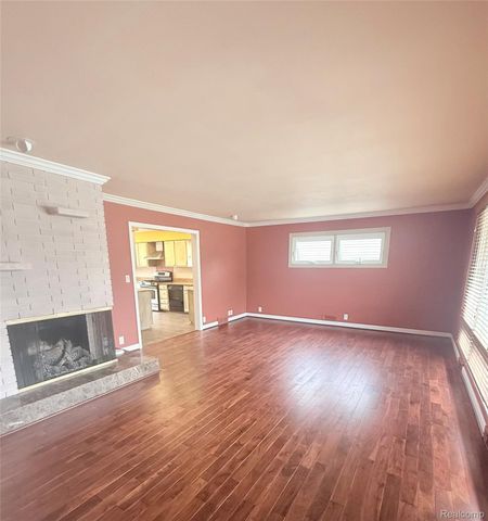 3915 Parkview Drive, Royal Oak, MI 48073