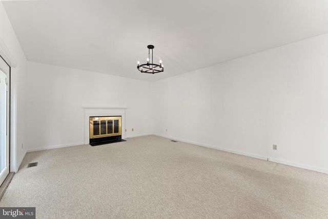 29 WOODS EDGE CT, Stafford, VA 22554
