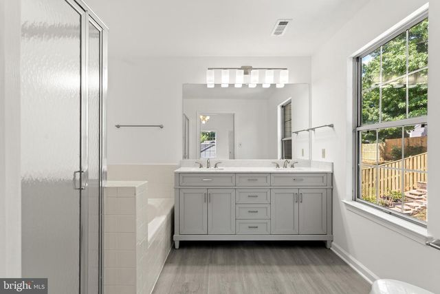 29 WOODS EDGE CT, Stafford, VA 22554